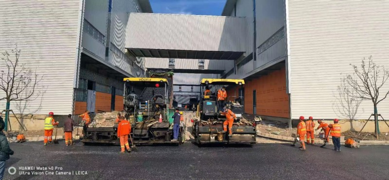 瀝青攤鋪機(jī)租賃